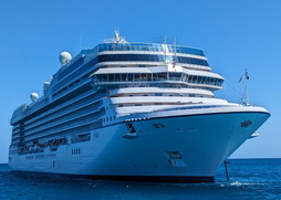 Cruise ship